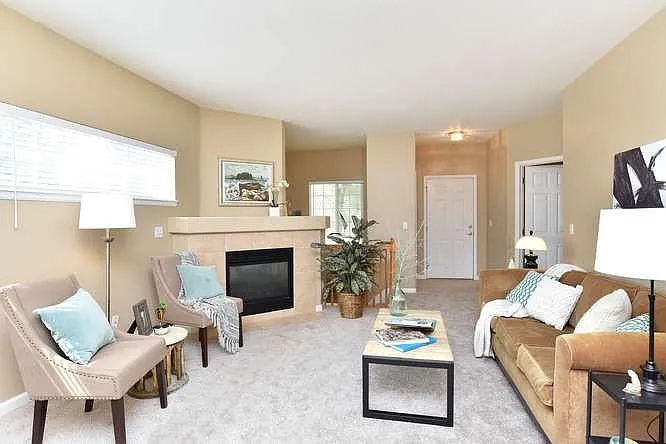 1550 Haymarket St — Photo 2