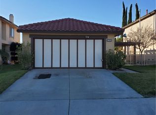 1355 Candleberry Rd, Colton, CA 92324