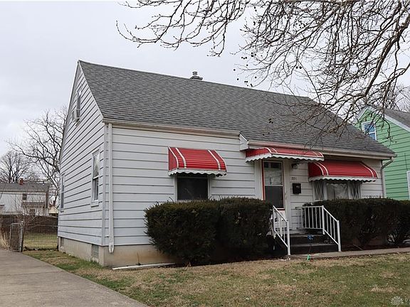3rd image of 221 N Delmar Ave