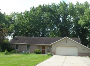 102 Glenworth Ave, Bryan, OH 43506