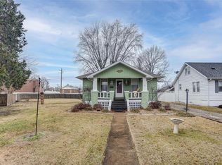 709 S Vine St, O'Fallon, IL 62269