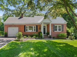 1701 Jennings Rd, Fairfield, CT 06824