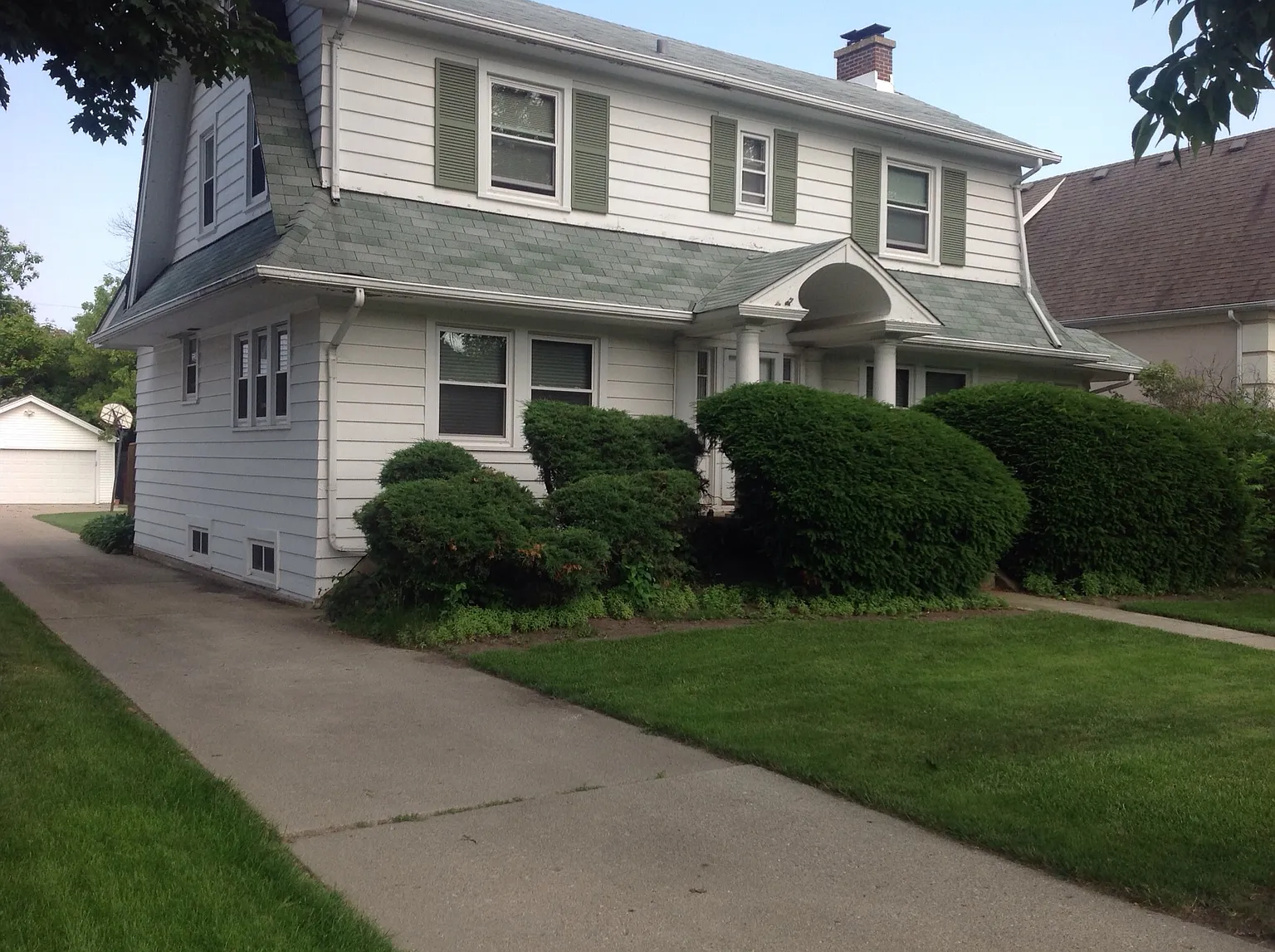 409 S Prairie Ave photo 1