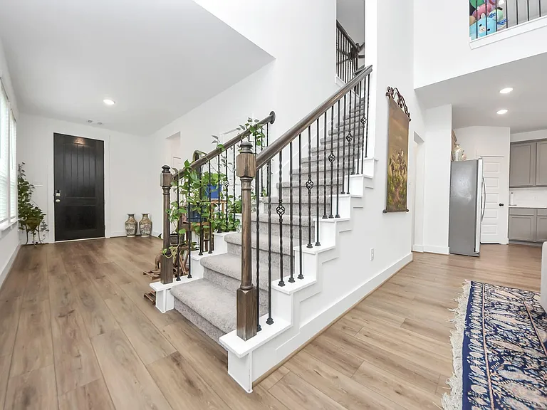 21314 Barcelona Heights Trl — Photo 9