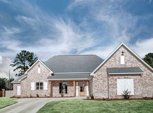 324 Royal Pond Cir, Flowood, MS 39232