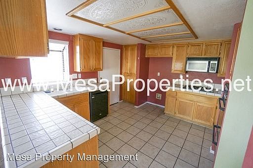 4th image of 15462 Via Estancia St