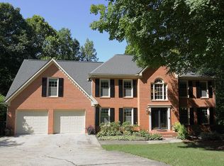 826 Deep Lake Dr NW, Kennesaw, GA 30144