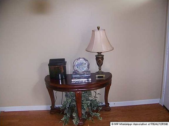 4th image of 5845 Steffani Dr