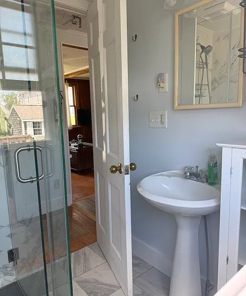 29 Almy Ave — Photo 6