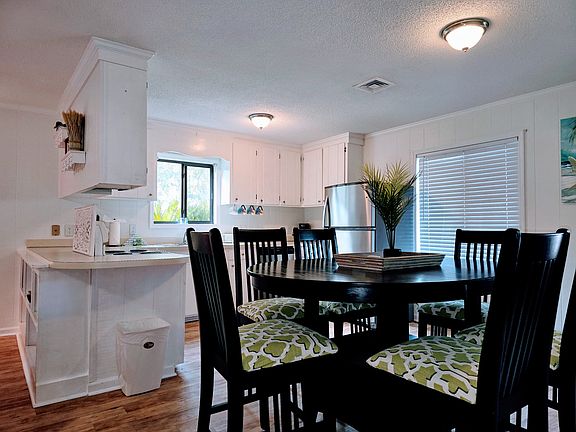 4th image of 75 Beaver Pond Loop #23