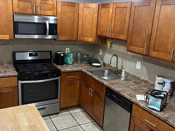 5th image of 7520 Roosevelt Blvd
