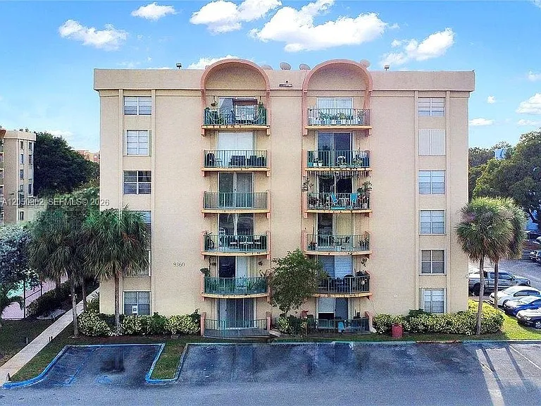 9360 Fontainebleau Blvd #212 — Photo 25