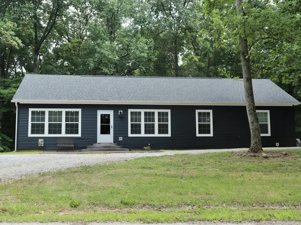 9451 S Chapel Hill Rd, Heltonville, IN 47436