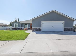 615 Lochsa Loop, Heyburn, ID 83336