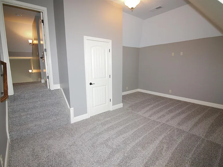 2279 Killington Dr — Photo 21