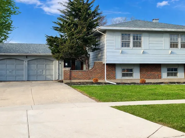 1360 Devonshire Ln, Hoffman Estates, IL 60169