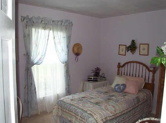5th image of 2025 E Winchester Dr