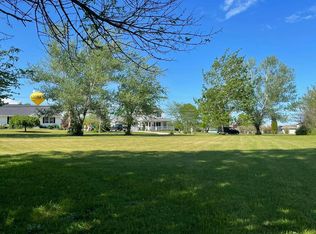 Arlington Ave, Algoma, WI 54201