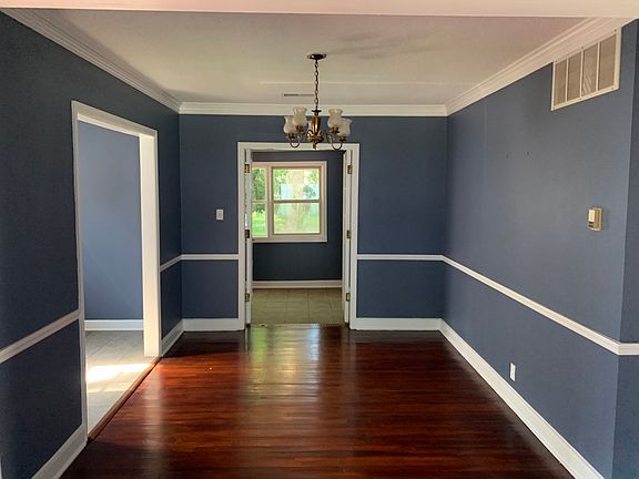 2nd image of 3523 Bowen Ave