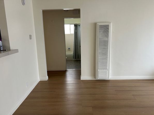 12622 Cranbrook Ave APT D