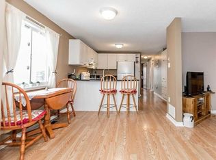 48 Arthur Ave #1, Barrie, ON L4M6H4