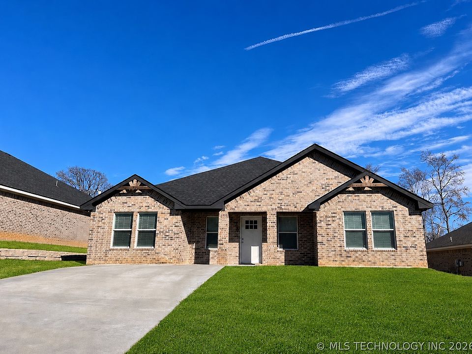 1st image of 100 Watch Hill Dr