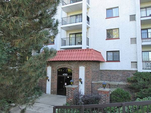 1st image of 450 Plum Creek Dr APT 206