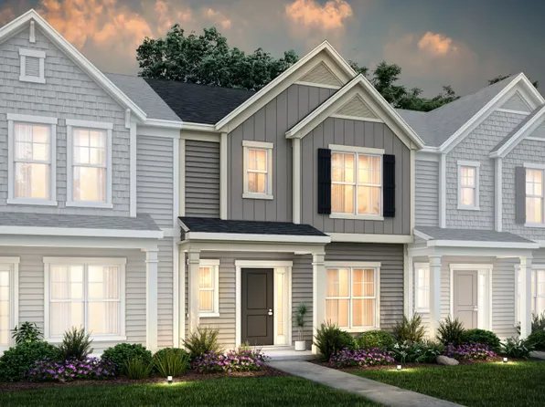 10021 Guardian Dr, Charlotte, NC 28273