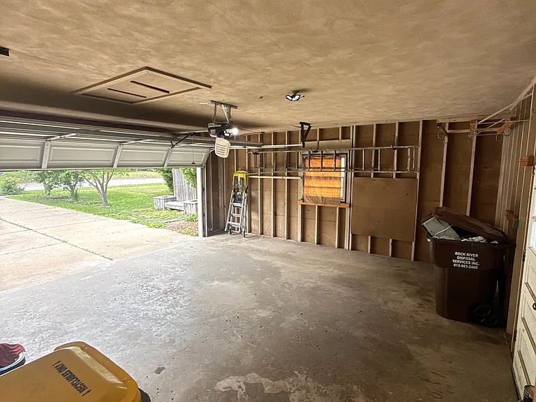 2 car garage
