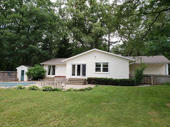 4th image of 2665 W White Lake Dr