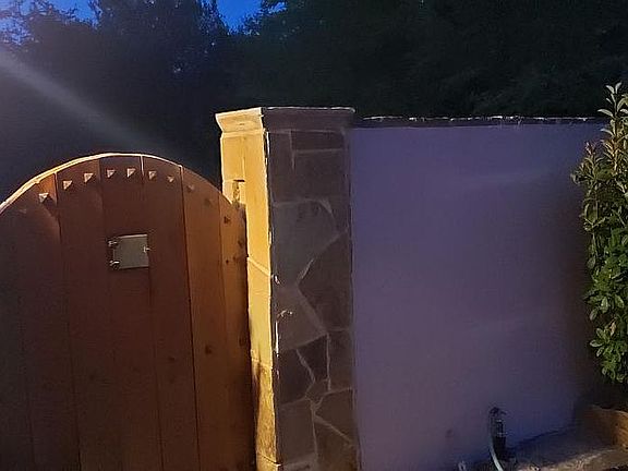 3rd image of 108 Acorn Ln