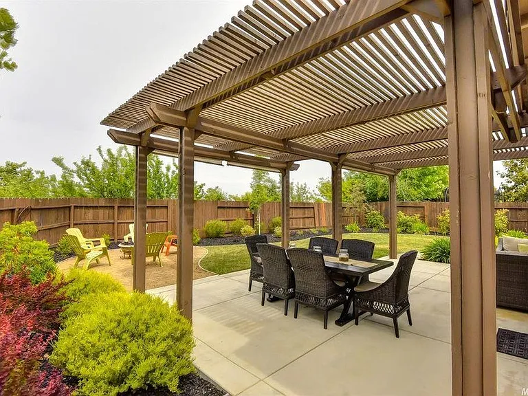 2101 Demetrius Way — Photo 19