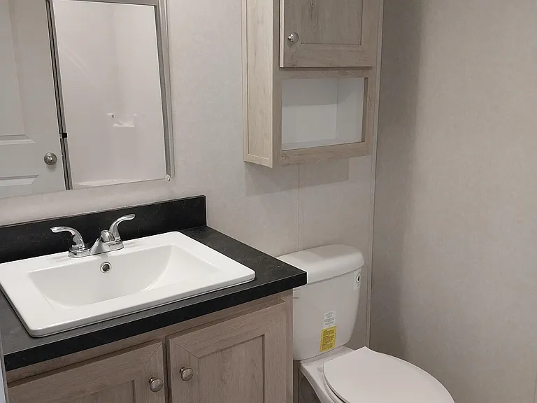 1600 N Willis Dr — Photo 30