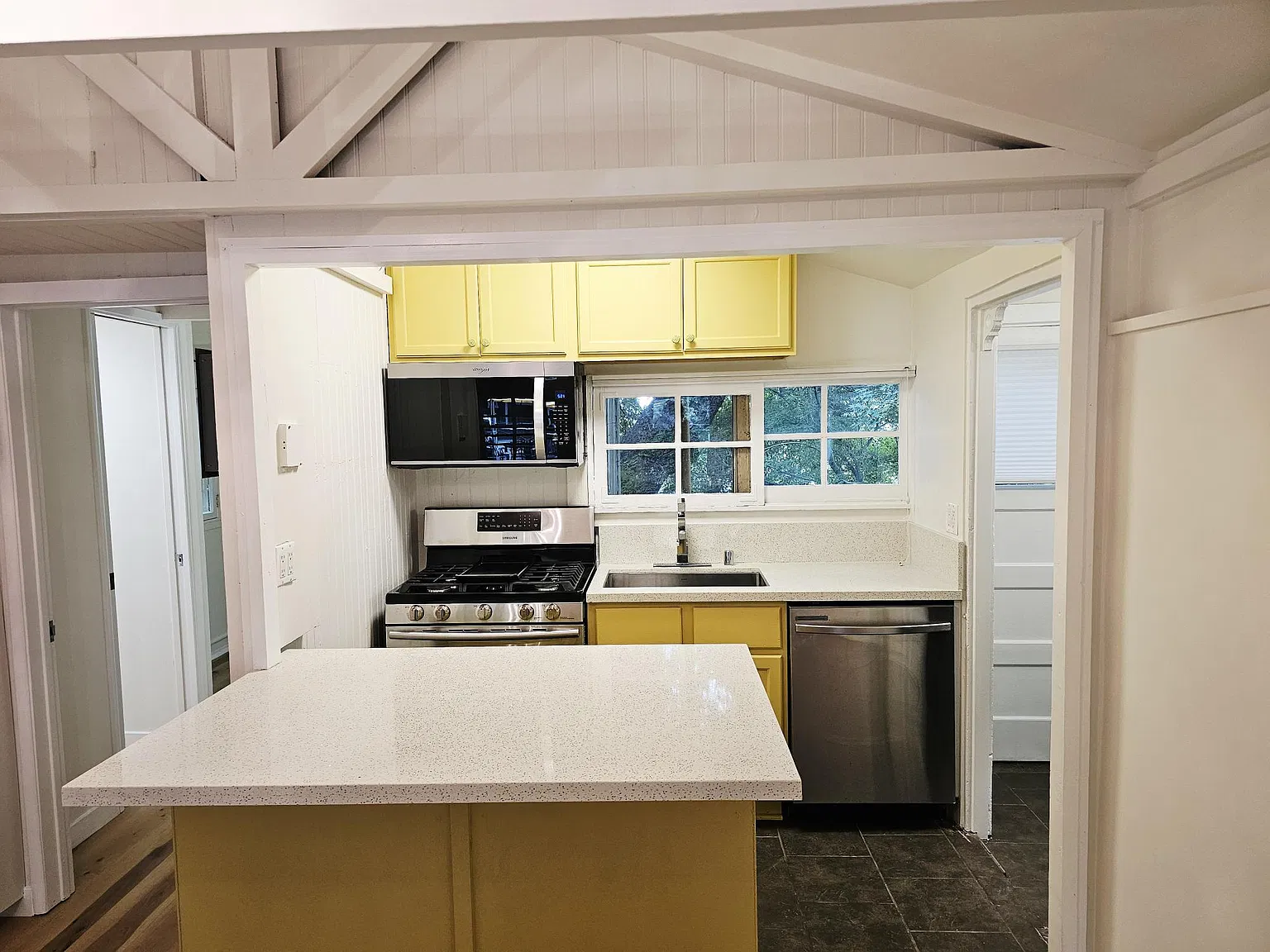 1 bed, 700 sqft, $3,495 — Photo 4