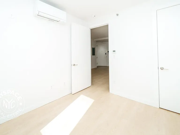 280 Meeker Ave #801 — Photo 8