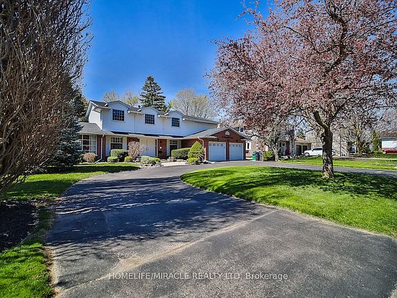 3rd image of 17 Ridgehill Dr