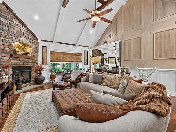 5th image of 1204 Lingale Ct