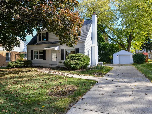 618 North 98th STREET, Wauwatosa, WI 53226