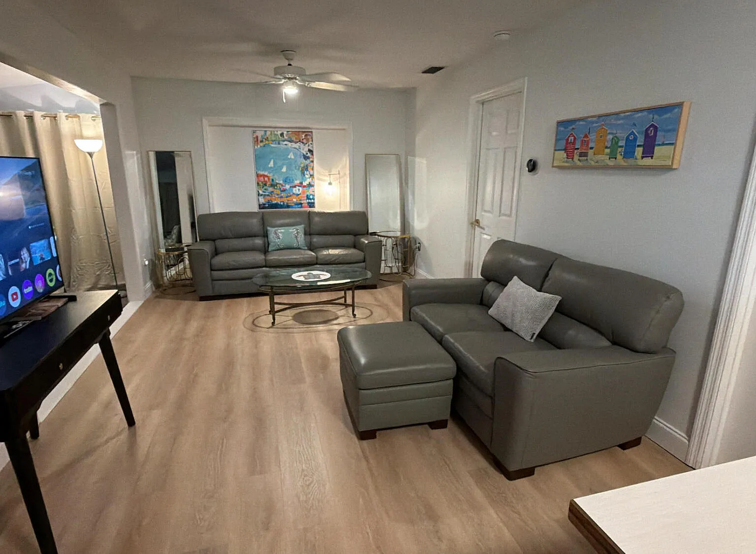 2 bed, 1.0 bath, 1050 sqft, $3,375 — Photo 2