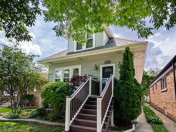 2nd image of 5420 N Neenah Ave