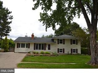 905 Oriole Dr, Apple Valley, MN 55124