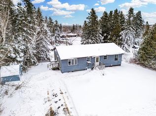 226 W 3rd St, Knife River, MN 55609