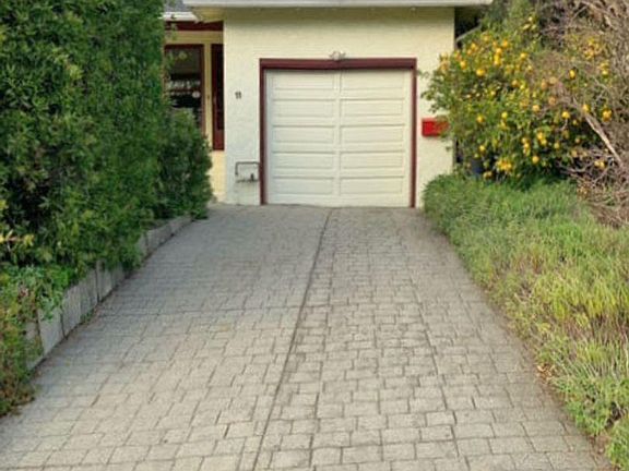 2nd image of 11 Alta Vista Ave #11