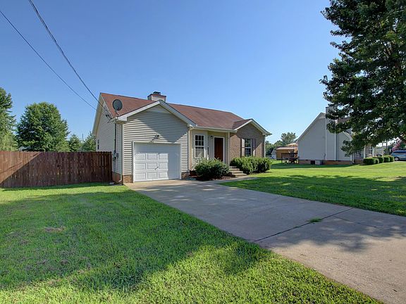 2nd image of 1308 Venessa Dr