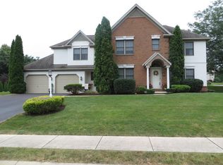 307 Bent Tree Dr, Lancaster, PA 17603