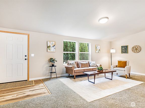 4th image of 932 Price Road