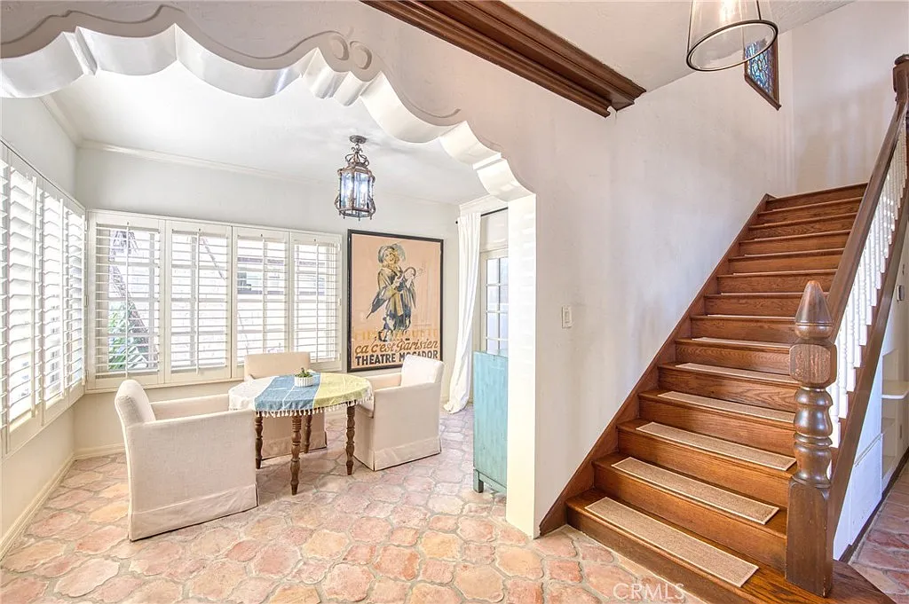 5 bed, 6.0 bath, 4838 sqft, $28,000 — Photo 3