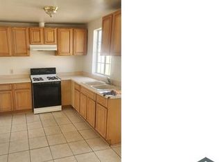 16594 Orange Way, Fontana, CA 92335