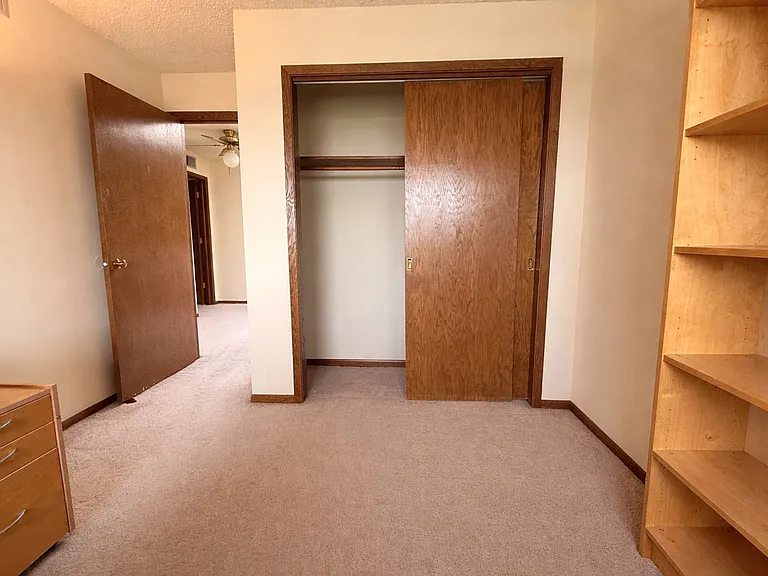 Wingra West Apartments — Photo 74