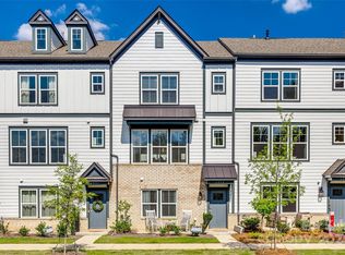 4017 Hidden Oaks Dr, Charlotte, NC 28205